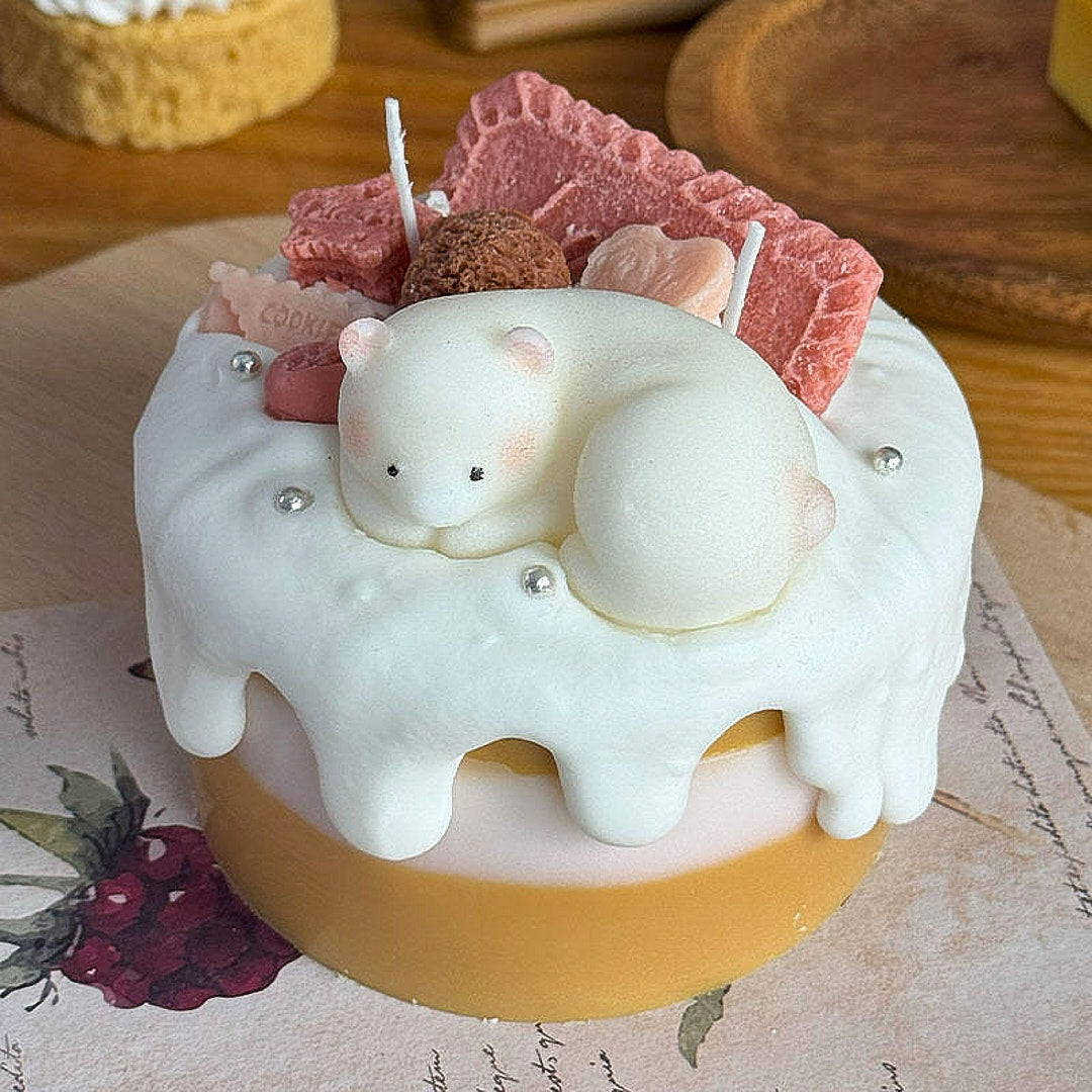 Polar bear two-color cake and green flower two-color cake shape aromatherapy candles with apple cinnamon and vanilla fragrance are suitable for birthday gifts, desktop decorations, wedding gifts