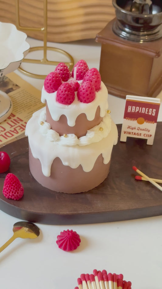 Double Chocolate Strawberry Cake Aromatherapy Candle Strawberry Scented Soy Wax Suitable for Birthday Gift Photography Decoration Props